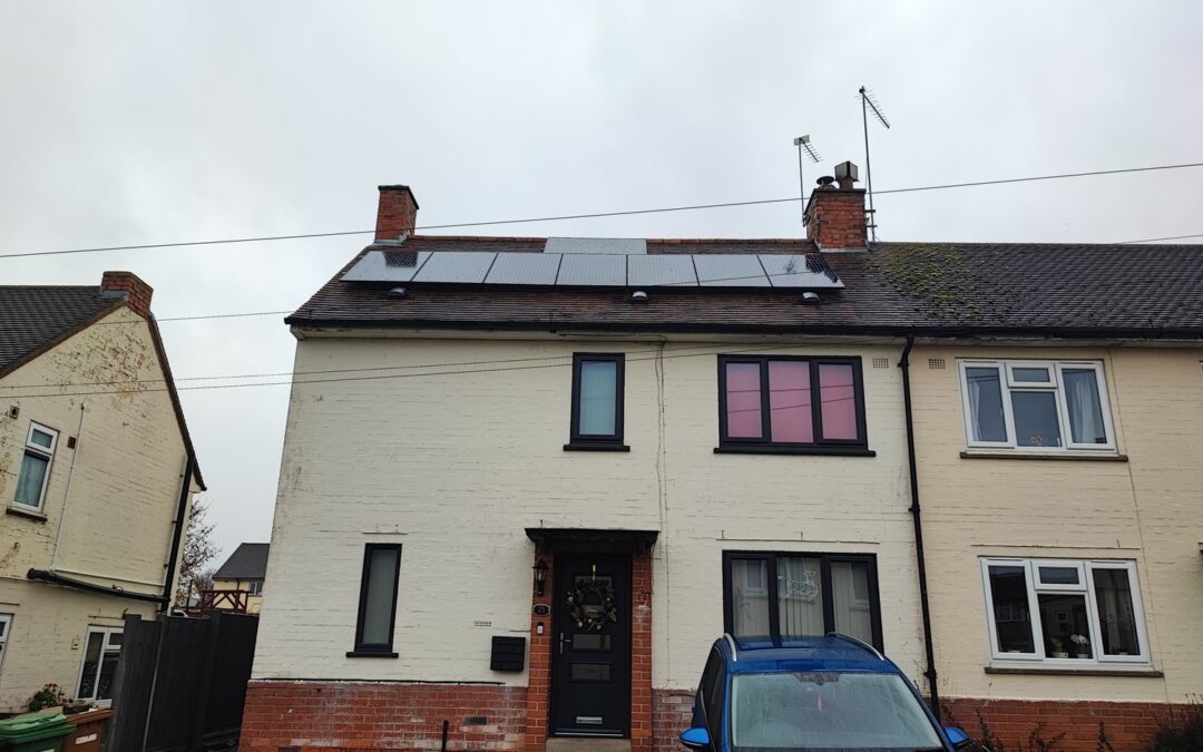 Do solar panels increase home value in the UK?