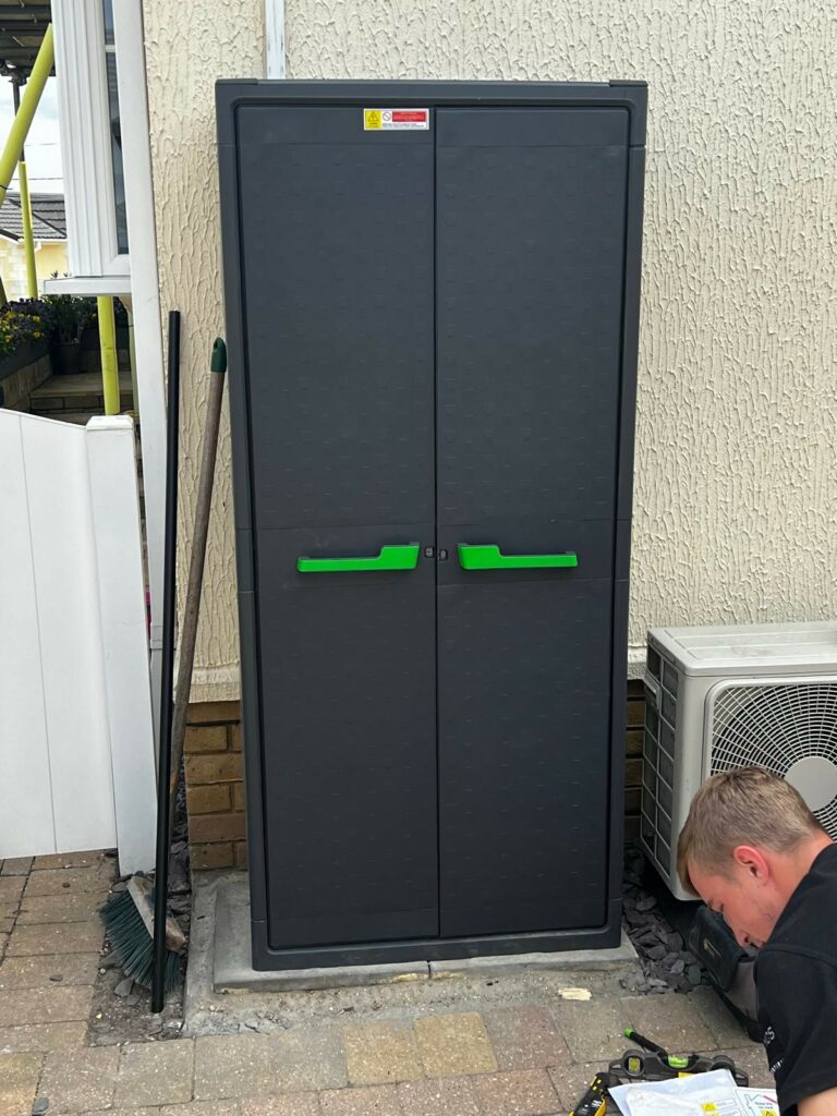 Solar Inverter and battery cabinet For Mobile Homes NXTGEN Energy Ltd